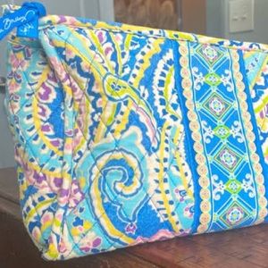 Vera Bradley Retired Capri Blue Makeup bag